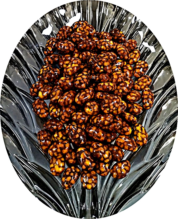 MR PREMIUM TRİLİÇE BADEM DRAJE FİLDİŞİ SÜTLÜ ÇİKOLATA (KG FİYATI 898 TL'DİR. KUTU İÇİ 3 KG'DIR)