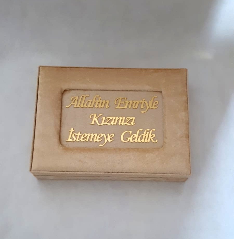 NR 750 GR KIZ İSTEME ÇİKOLATA KUTUSU GOLD