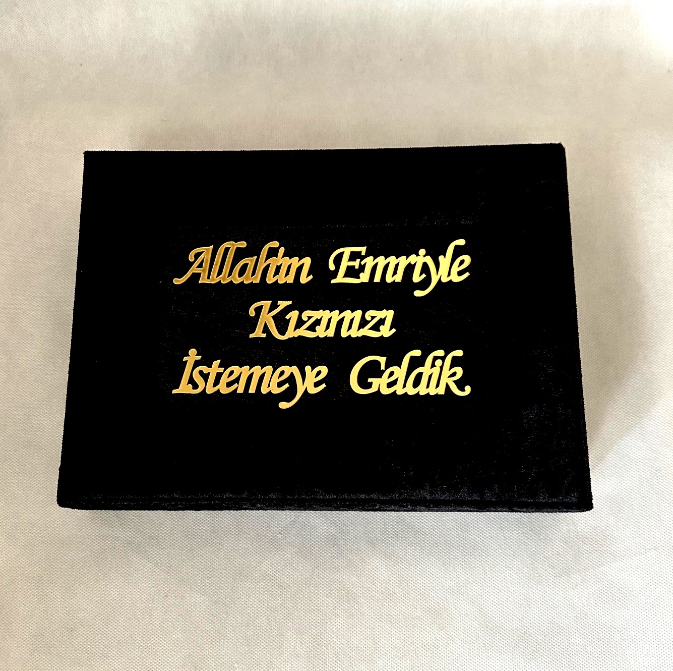 NR 750 GR KIZ İSTEME ÇİKOLATA KUTUSU SİYAH