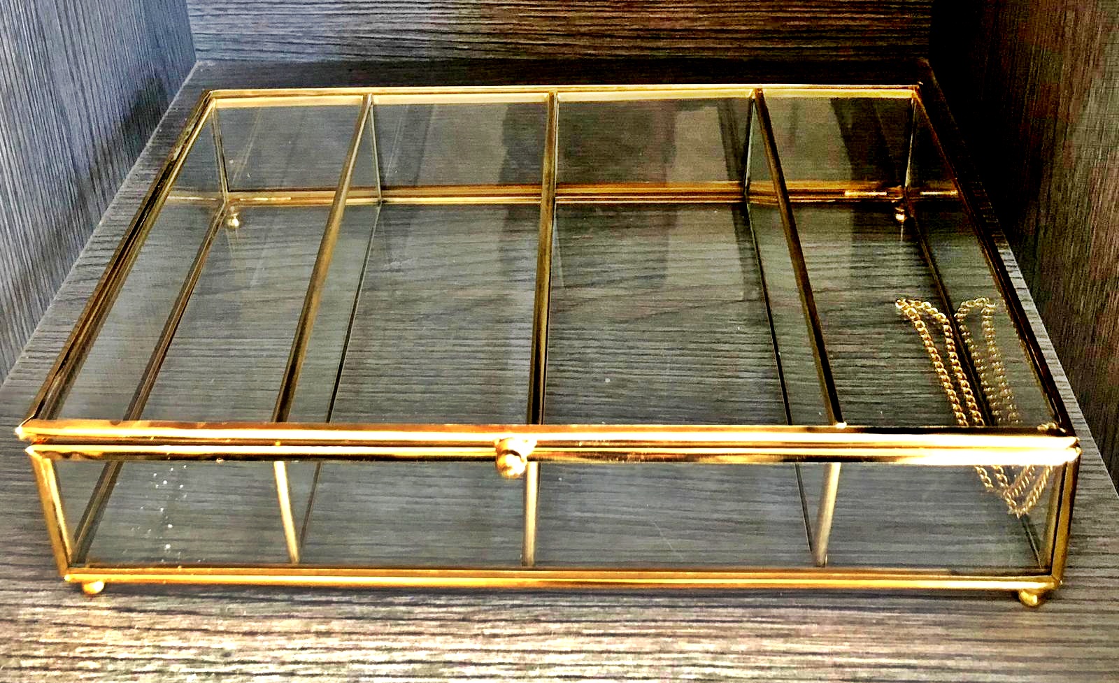 KV 4 BÖLMELİ CAM KUTU ALTIN 30*20 CM