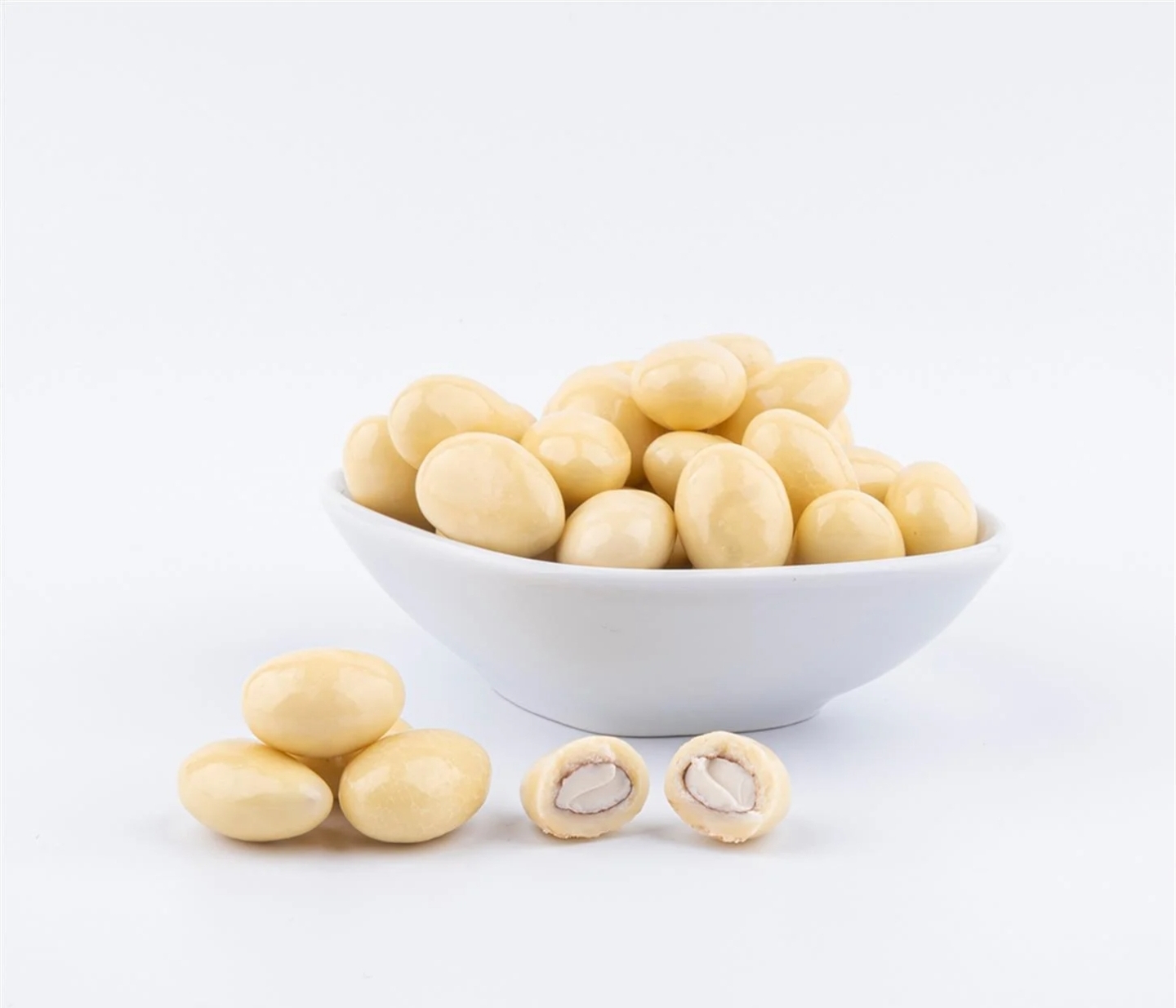 TAHA PREMIUM FİLDİŞİ ÇİKOLATALI BADEM DRAJE  (KG FİYATI 798 TL'DİR KUTU İÇİ 3 KG 'DİR)