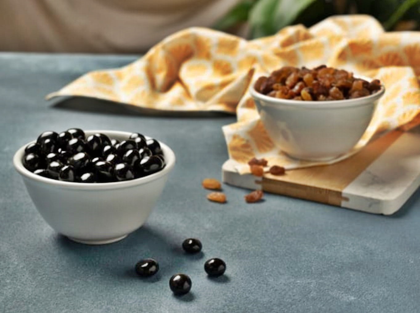 TAHA AMBİYANS BİTTER ÜZÜM (KG FİYATI 385 TL'DİR. KOLİ İÇİ 3 KG'DİR)