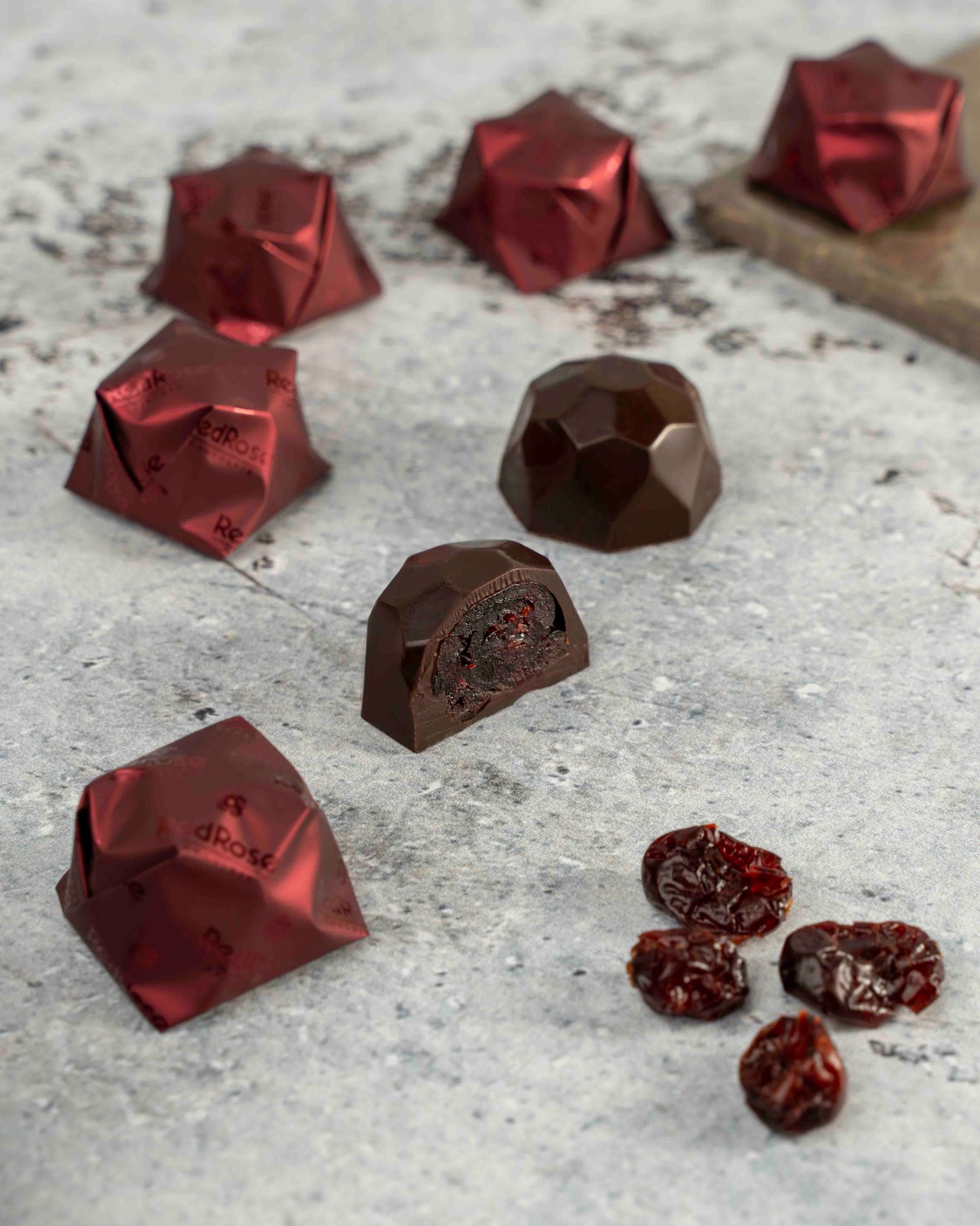 REDROSE LUXURY VİŞNELİ BİTTER (KG FİYATIDIR. KOLİ İÇİ 3 KG'DİR) - ÜRÜN KODU 1043